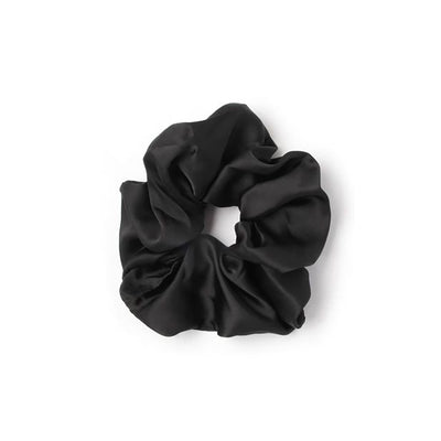 black scrunchy